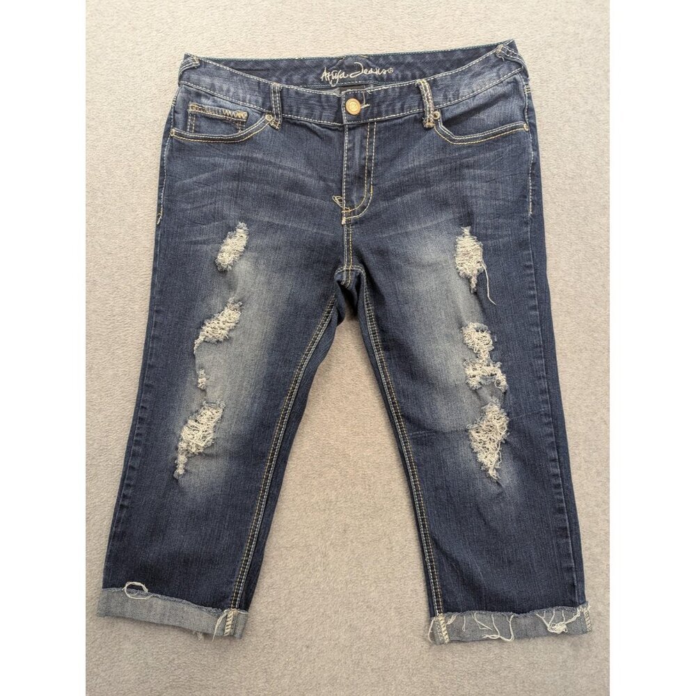 Ariya Jeans Capri Pants Womens 15/16 Distressed Cropped Denim Embroidered